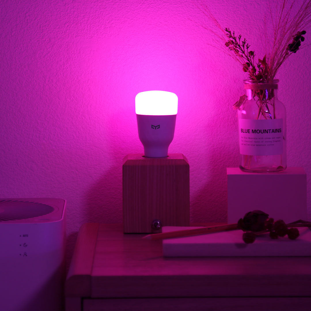 Ampoule intelligente à commande vocale et lumière colorée
