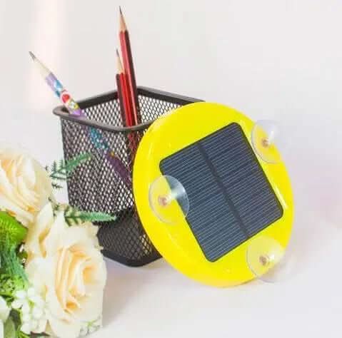 Chargeur solaire de fenêtre Les Visionnaires