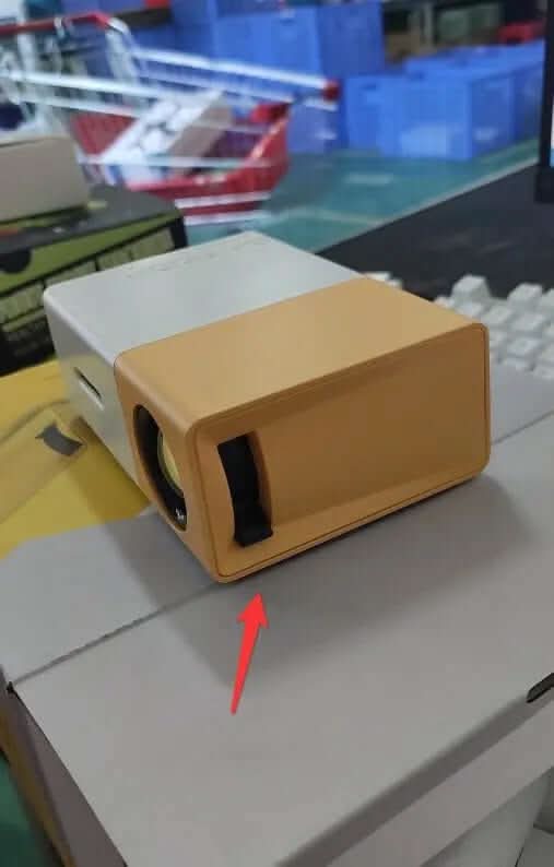 Mini projecteur portable YG300 HD LED Les Visionnaires