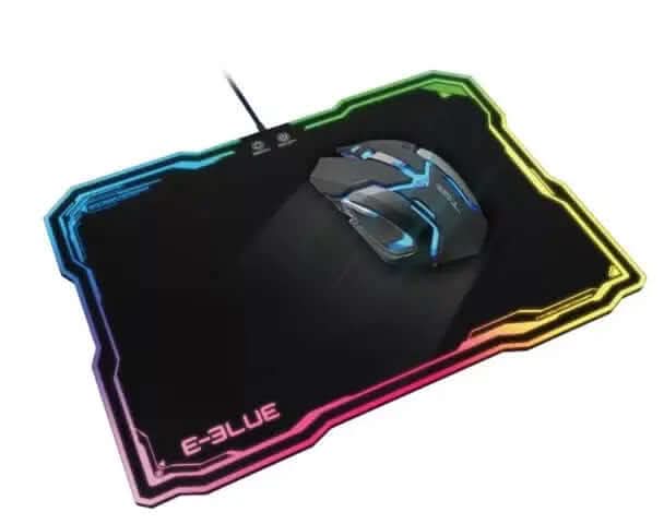 Tapis de souris gaming lumineux Les Visionnaires