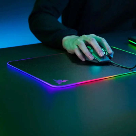 Tapis de souris Razer Firefly Hard V2 RGB Les Visionnaires