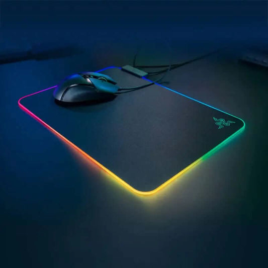 Tapis de souris Razer Firefly Hard V2 RGB Les Visionnaires