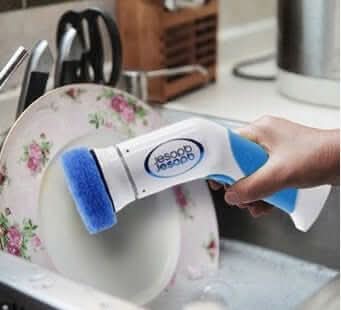 Brosse de nettoyage électrique pour carrelage en céramique Les Visionnaires