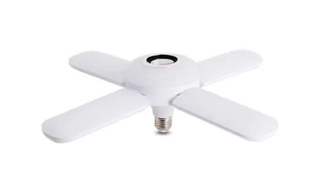 Cette lampe LED Bluetooth à quatre feuilles Les Visionnaires