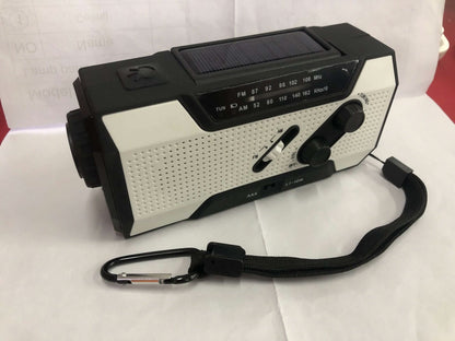 Radio Solaire à Manivelle