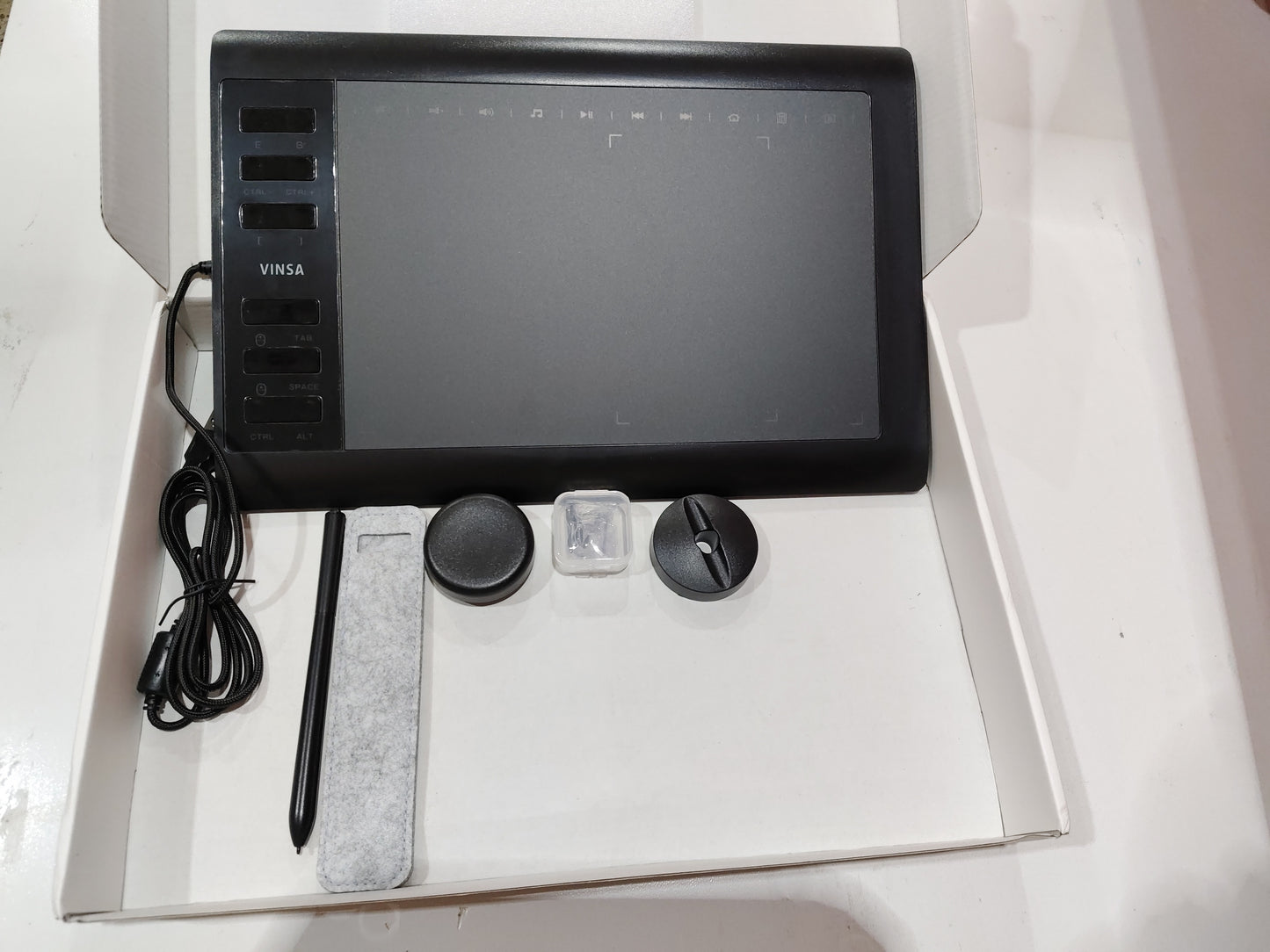 Tablette graphique numérique 1060PLUS – zone active 10×6 pouces, stylet rechargeable, 8192 niveaux de pression, 8 Go intégrés