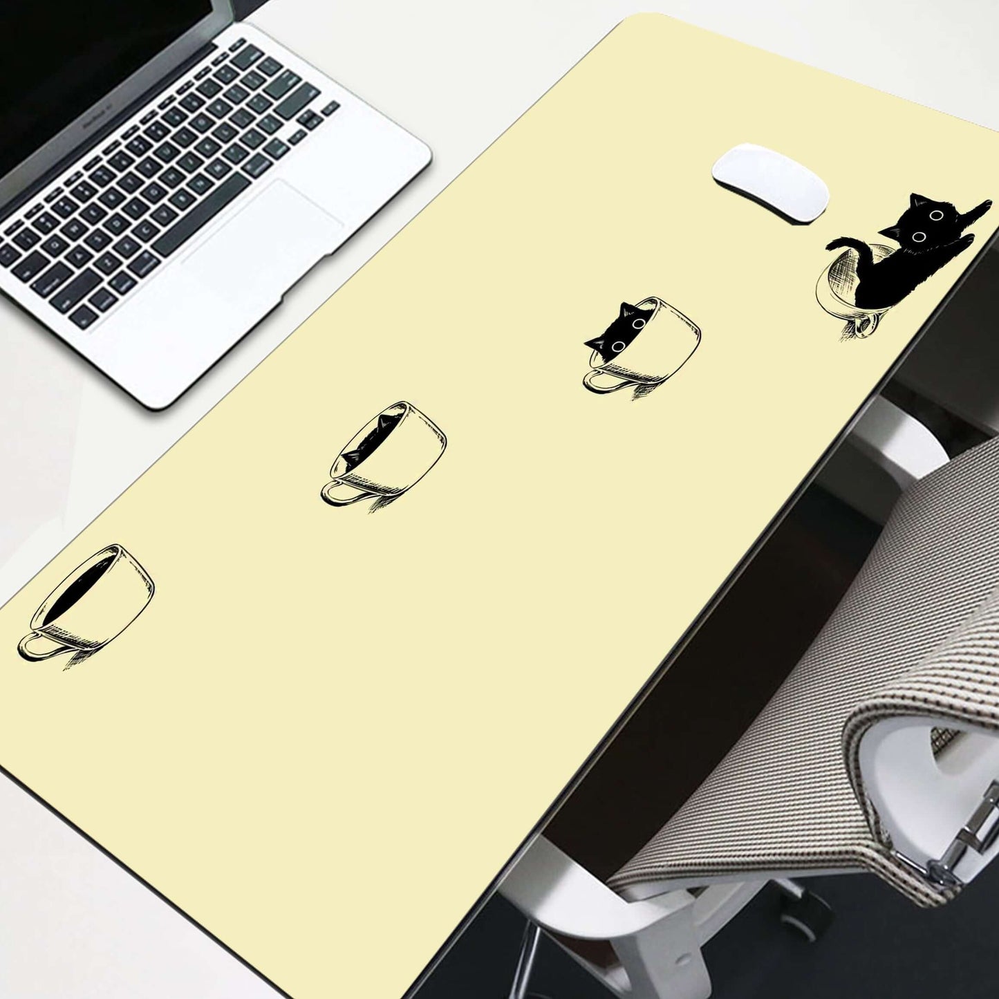 Tapis de Bureau “Chat & Café”