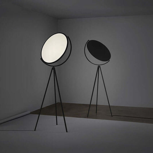 Lampe sur pied trépied