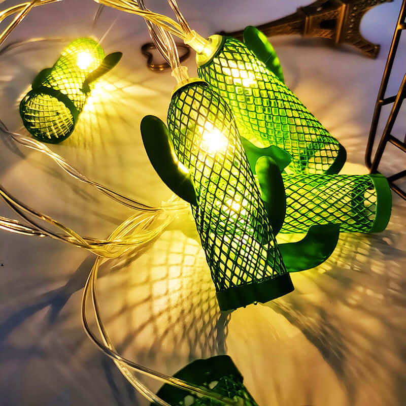 Guirlande lumineuse cactus en fer forgé