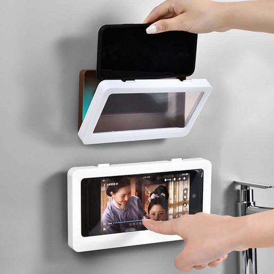 Étui de téléphone étanche pour salle de bain – Support mural rotatif sans perçage avec téléphone en usage sous la douche.