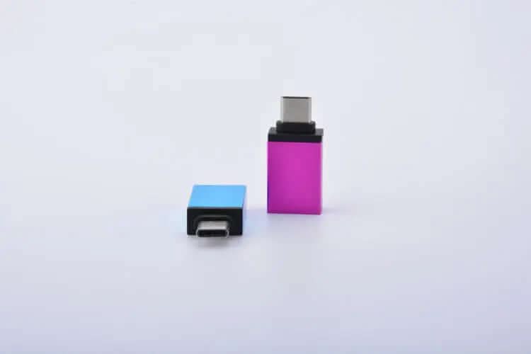 Adaptateur téléphone mobile Les Visionnaires