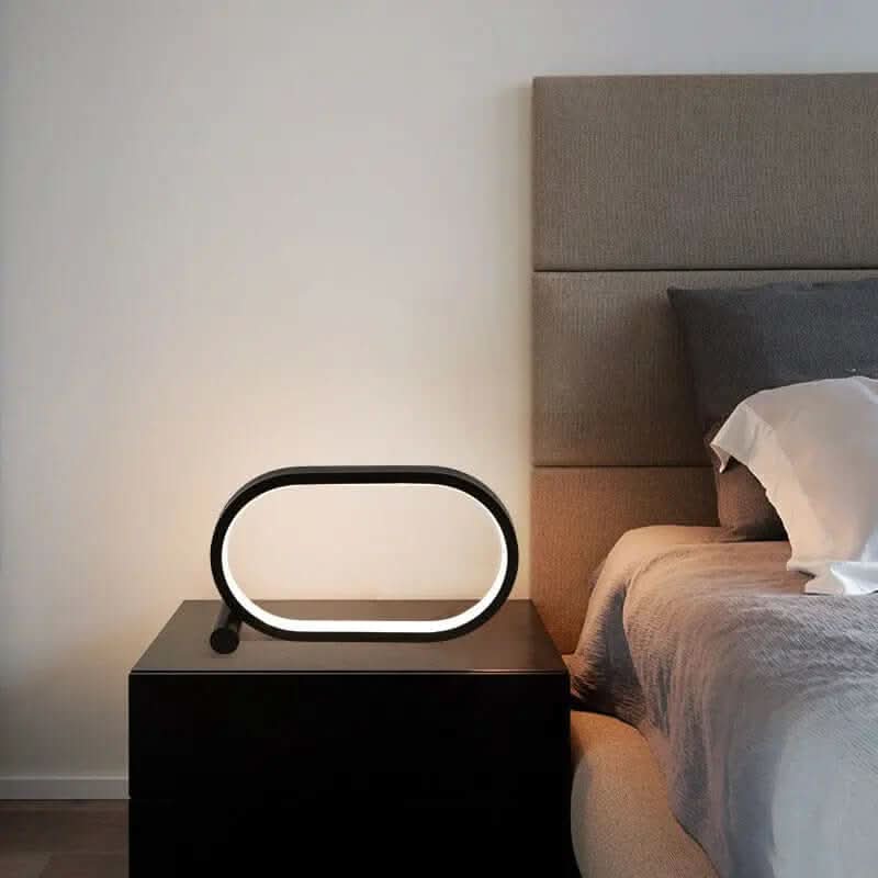 Lampe LED Ovale en Acrylique Les Visionnaires
