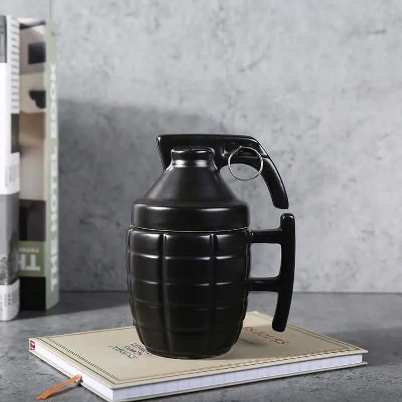 Mug en Céramique Grenade -gadget de cuisine Les Visionnaires