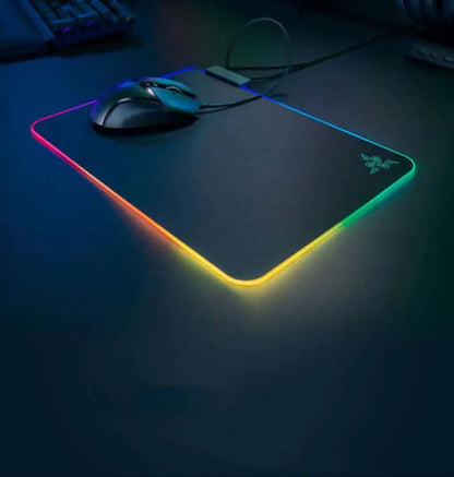 Tapis de souris Razer Firefly Hard V2 RGB Les Visionnaires