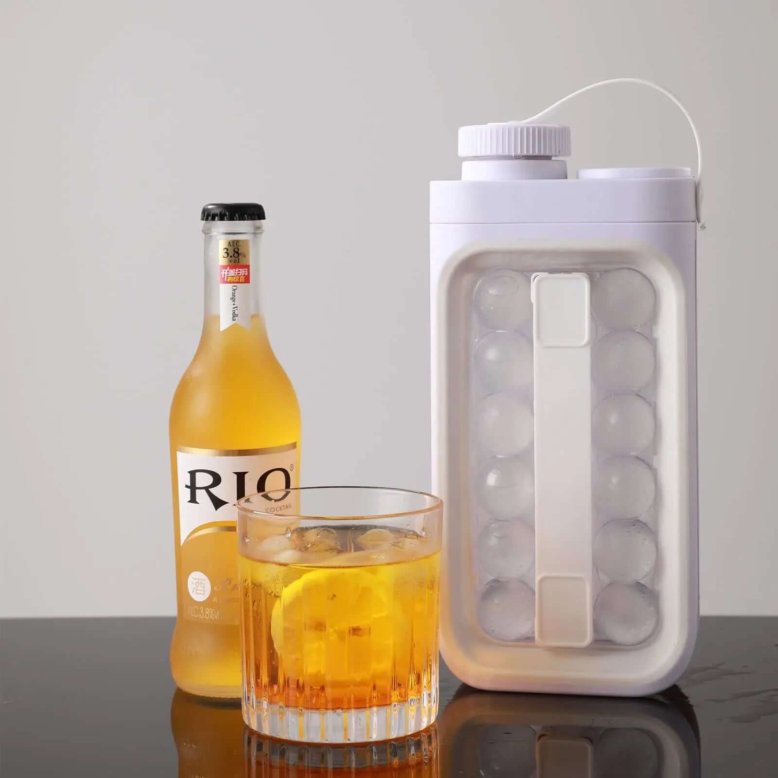 Carafe à Glace 2-en-1, gadets de cuisine Les Visionnaires