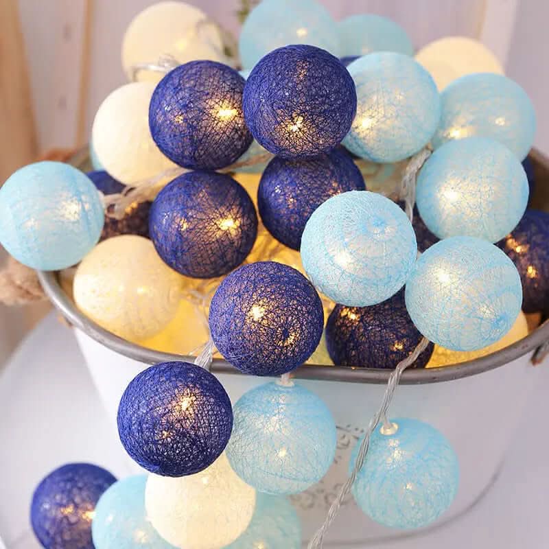 Guirlande LED en Boules de Fil de Coton Les Visionnaires