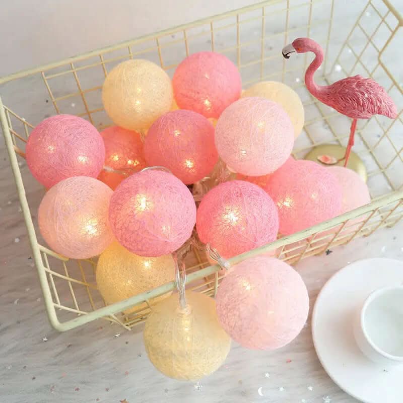 Guirlande LED en Boules de Fil de Coton Les Visionnaires