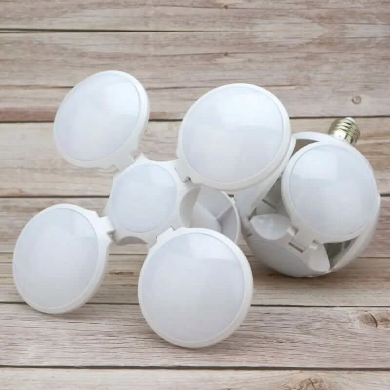 Foldable Leaf Light Football Light LED Light Les Visionnaires