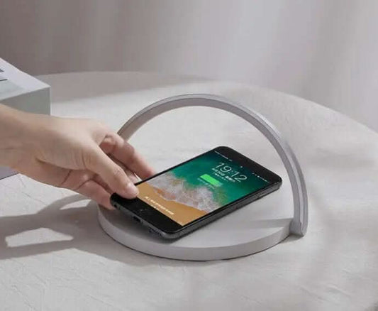 Chargeur Sans Fil 10W avec Support Pliable Les Visionnaires