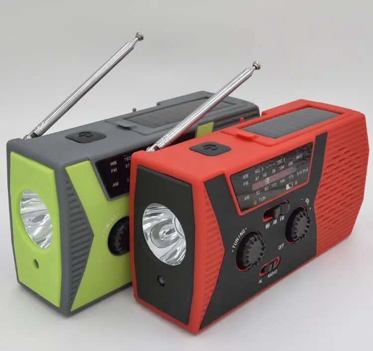 Radio Portable 5-en-1 à Manivelle Solaire – Idéale pour l’Extérieur et les Urgences Les Visionnaires