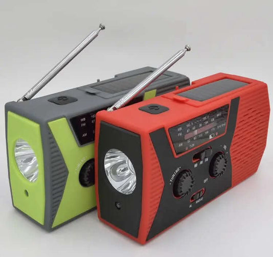 Radio Portable 5-en-1 à Manivelle Solaire – Idéale pour l’Extérieur et les Urgences Les Visionnaires