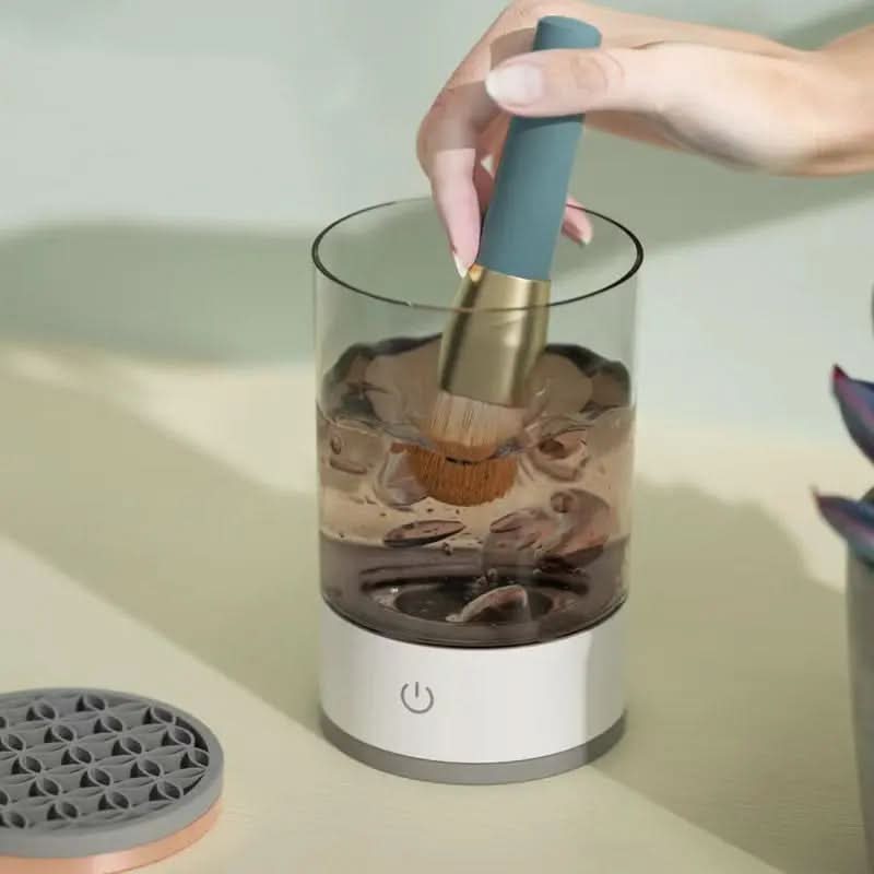 Outil de nettoyage de pinceaux Les Visionnaires