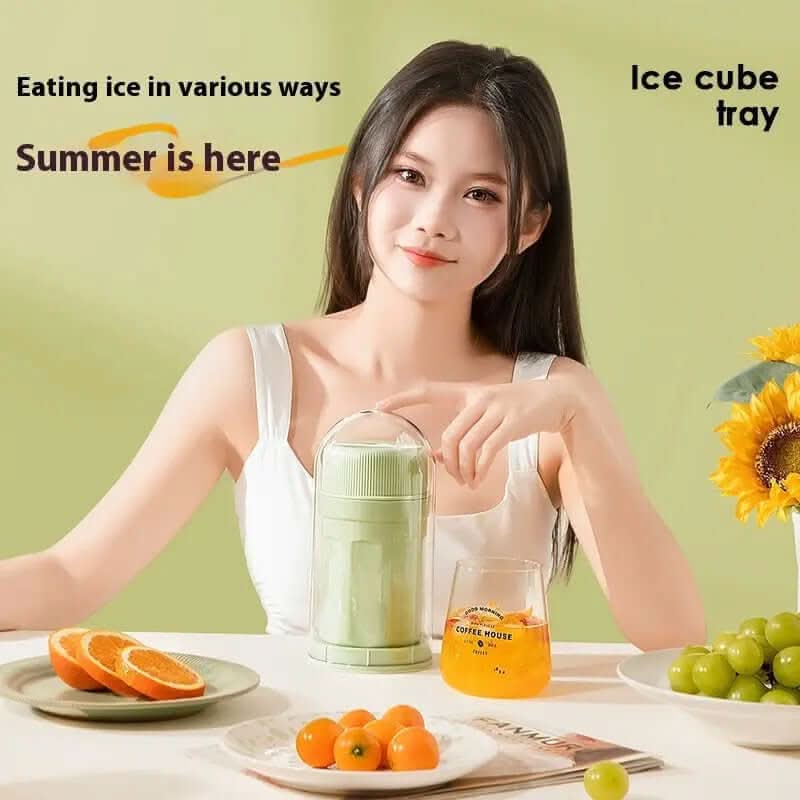 Twisting Ice Cup Rotating Release Ice Cube Tray Les Visionnaires