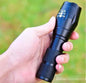 Lampe torche LED d'extérieur Les Visionnaires