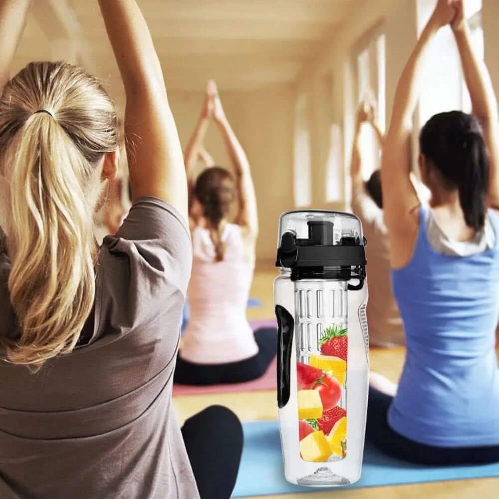Bouteille d'eau avec infuseur de fruits 32 oz Les Visionnaires