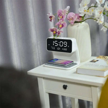 lampe de chevet 3-en-1 avec chargeur sans fil et réveil LCD Les Visionnaires