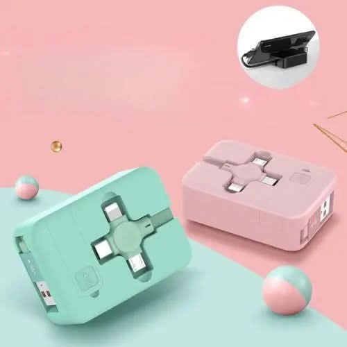 Câble USB rétractable multi-connecteur en boîtier compact de couleur verte et rose
