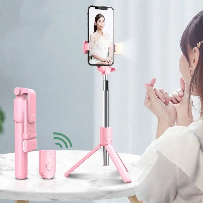 trépied selfie stick avec télécommande Bluetooth intégrée Les Visionnaires